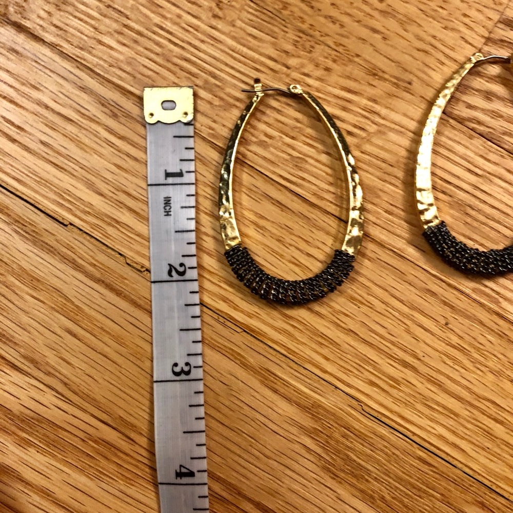 Chic Vintage Statement Drop Earrings - image 5